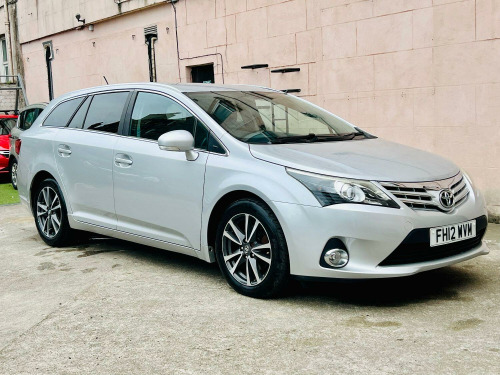 Toyota Avensis  1.8 V-Matic TR