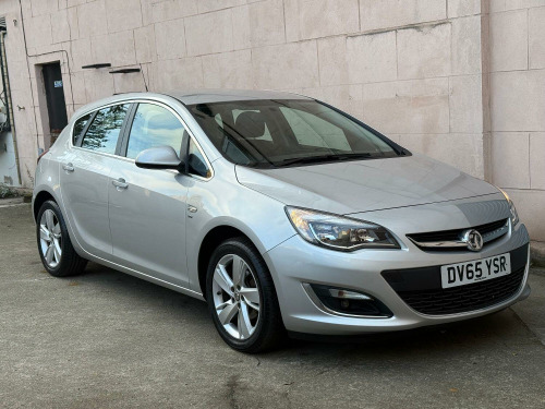 Vauxhall Astra  1.4 i SRi