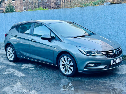 Vauxhall Astra  1.4 i Tech Line Nav