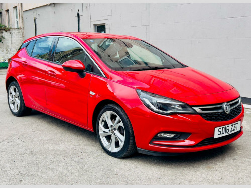 Vauxhall Astra  1.4 i Turbo SRi Nav