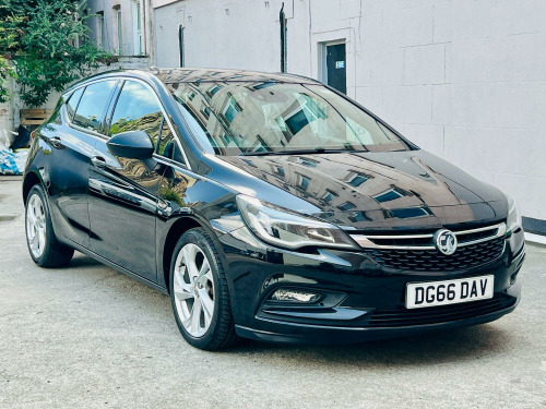 Vauxhall Astra  1.4 i Turbo SRi Nav