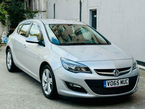 Vauxhall Astra 1.6 i SRi