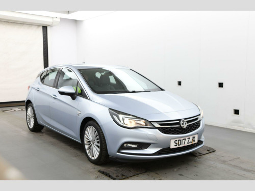 Vauxhall Astra  1.4 i Turbo Elite Nav