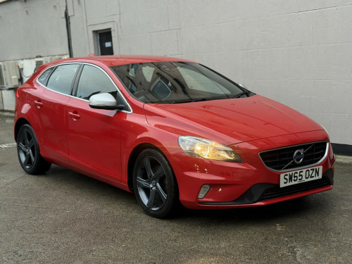 Volvo V40  2.0 R-Design T2 