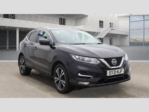 Nissan Qashqai  1.3 DIG-T N-Connecta 