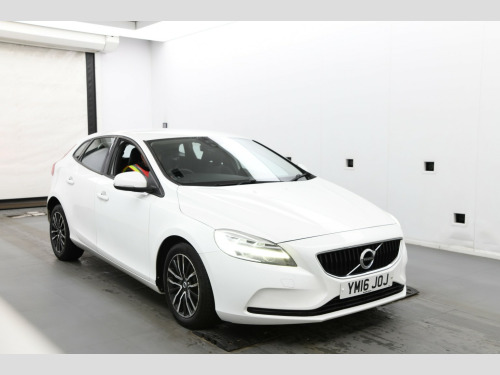 Volvo V40  2.0 Momentum D2 