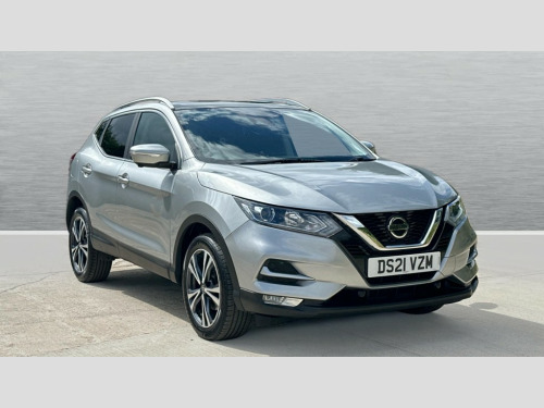 Nissan Qashqai  Nissan Qashqai Hatchback 1.3 DiG-T 160 [157] N-Connecta 5dr DCT Glass Roof