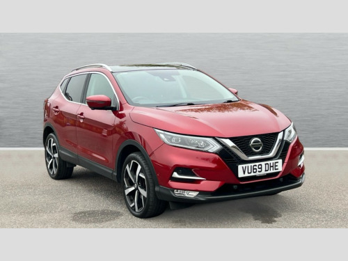 Nissan Qashqai  Nissan Qashqai Hatchback 1.3 DiG-T Tekna 5dr