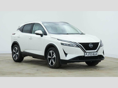 Nissan Qashqai  Nissan Qashqai Hatchback 1.3 DiG-T MH N-Connecta 5dr