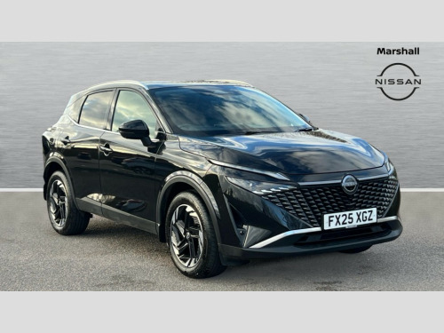 Nissan Qashqai  QASHQAI 1.3 DiG-T MH N-Connecta [Glass Roof] 5dr 