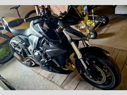 Honda CB1000R  POC