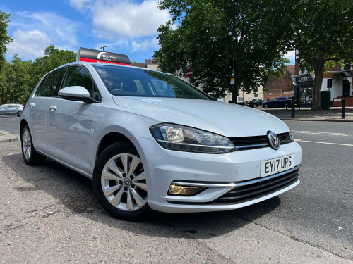 Volkswagen Golf  1.6 TDI SE Nav