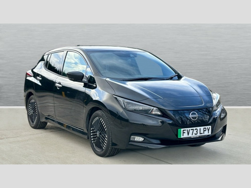 Nissan Leaf  Nissan Leaf Hatchback 110kW Tekna 39kWh 5dr Auto