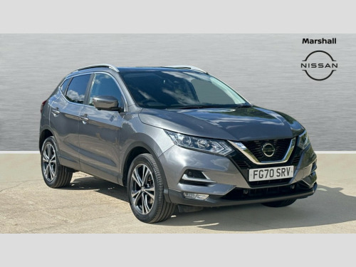 Nissan Qashqai  QASHQAI 1.3 DiG-T N-Connecta 5dr [Glass Roof Pack]