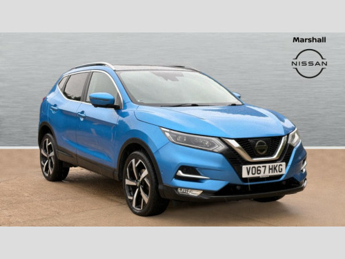 Nissan Qashqai  QASHQAI 1.6 DiG-T Tekna [Glass Roof pack] 5dr