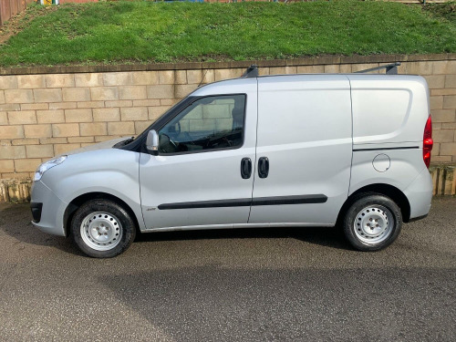 Vauxhall Combo  1.3 SPORTIVE L1H1 *EURO 6* AIRCON ONLY 59,769 MILES NO VAT