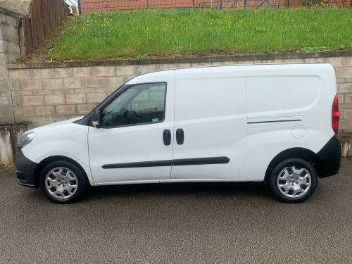 Fiat Doblo  1.3 MAXI 5 SEAT COMBI CREW *EURO 6* 47,402 MILES NO VAT