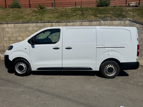 Peugeot Expert  1.5 1000 PROFESSIONAL PREMIUM LWB L2H1 ONLY 8,271 NO VAT