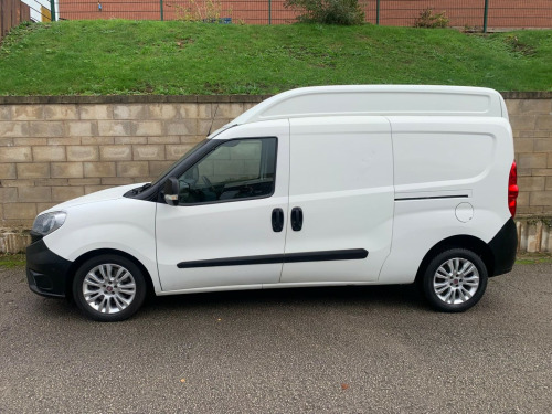 Vauxhall Combo  1.6 XL LWB L2H2 2300 HIGH ROOF FULL MOT  INCLUDED