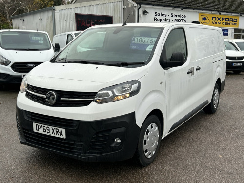 Vauxhall Vivaro  1.5 Turbo D 2900 Dynamic 