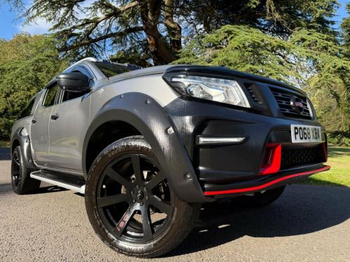 Nissan Navara  2.3 dCi Tekna Auto 4WD Euro 6 4dr