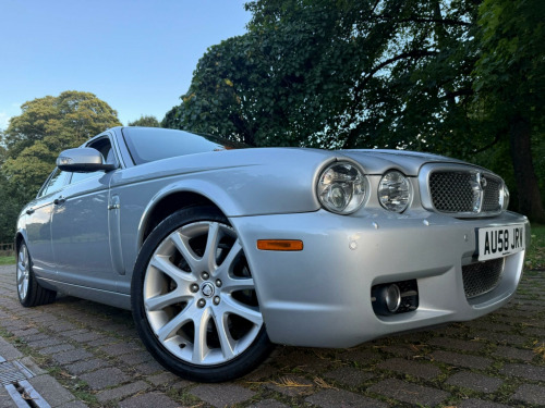 Jaguar XJ  2.7 TD Sovereign 4dr