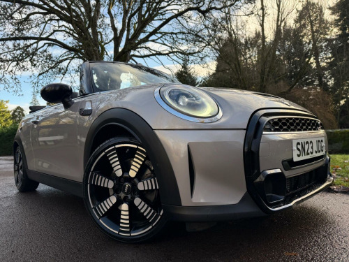 MINI Convertible  2.0 Cooper S Exclusive Steptronic Euro 6 (s/s) 2dr 