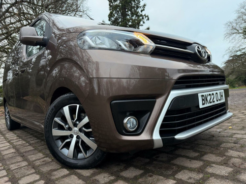 Toyota PROACE Verso  2.0D Family Medium MPV MWB Euro 6 (s/s) 5dr (8 Seat) 