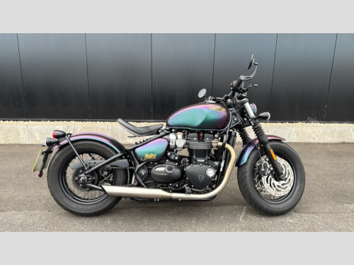 Triumph BONNEVILLE  BONNEVILLE Bobber 1200 (21MY) 
