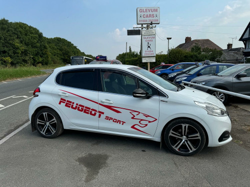 Peugeot 208  1.2 PureTech GT Line