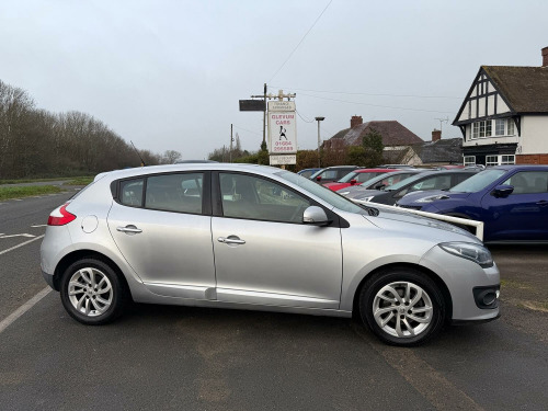 Renault Megane  1.6 Dynamique TomTom 1.6 110