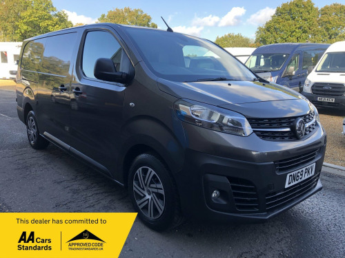 Vauxhall Vivaro  1.5 Turbo D 2900 Dynamic L2H1