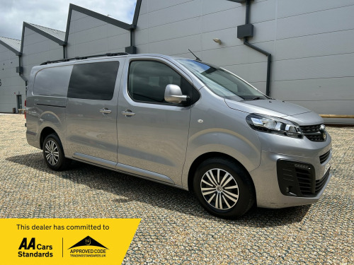 Vauxhall Vivaro  3100 2.0 Turbo D 120 Sportive CrewCab LWB