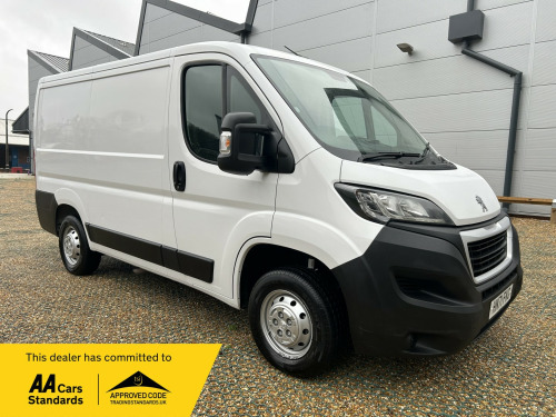 Peugeot Boxer  2.2 BlueHDi 333 Professional 