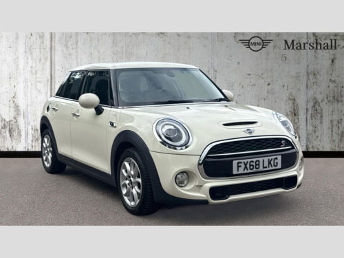 MINI Hatchback  HATCHBACK 2.0 Cooper S Classic II 5dr [Comfort/Nav Pack]