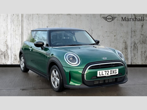 MINI Hatchback  HATCHBACK 1.5 Cooper Classic Premium 3dr 