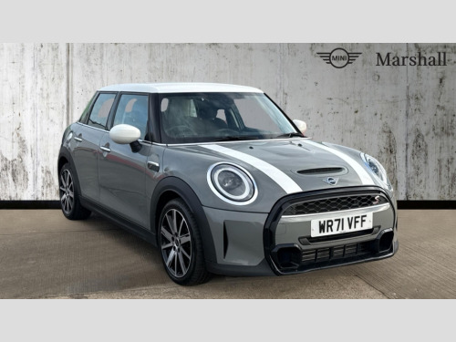 MINI Hatchback  HATCHBACK 2.0 Cooper S Classic 5dr Auto [Nav Pack]
