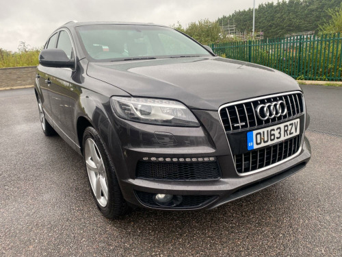 Audi Q7  3.0 TDI V6 S line