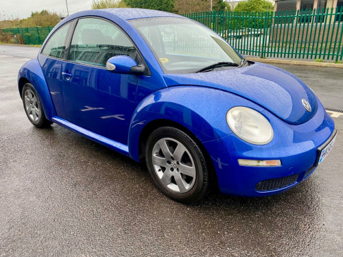 Volkswagen Beetle  1.6 Luna