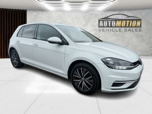 Volkswagen Golf  1.6 TDI BlueMotion Tech SE Nav
