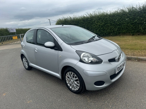 Toyota AYGO  1.0 VVT-i Platinum, AUTOMATIC