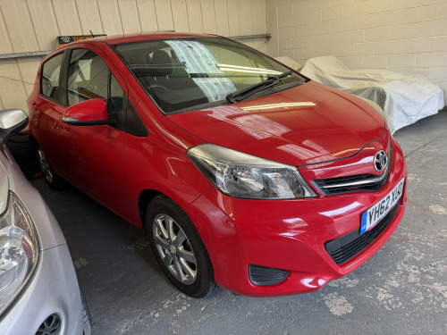 Toyota Yaris  1.3 Dual VVT-i TR 