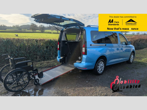 Ford Grand Tourneo Connect  Titanium Manual Wheelchair Accessible Vehicle 