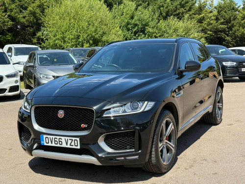 Jaguar F-PACE  3.0 D300 V6 S Auto AWD Euro 6 (s/s) 5dr