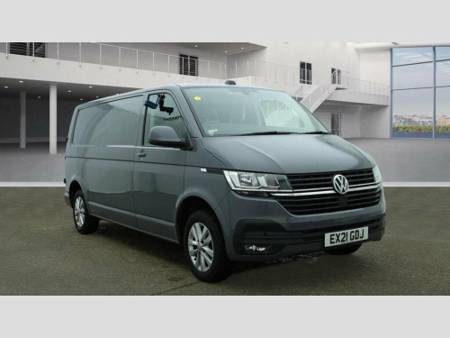 Volkswagen Transporter  2.0 TDI T30 Highline DSG FWD LWB Euro 6 (s/s) 5dr