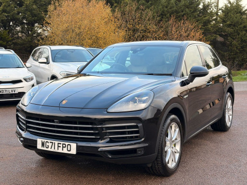 Porsche Cayenne  3.0 V6 E-Hybrid 17.9kWh TiptronicS 4WD Euro 6 (s/s) 5dr (3.6kW Charger) 
