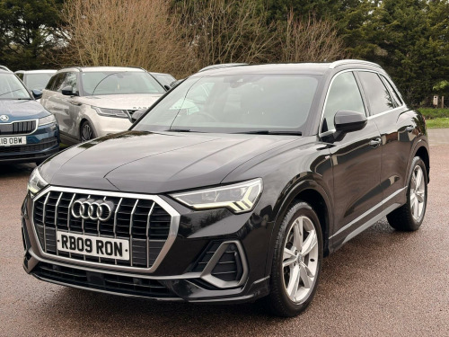 Audi Q3  1.5 TFSI CoD 35 S line S Tronic Euro 6 (s/s) 5dr 