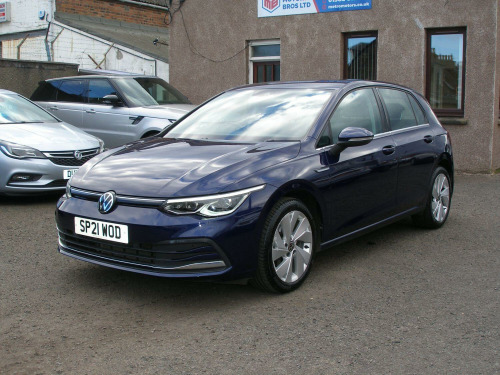 Volkswagen Golf  1.5 TSI Style