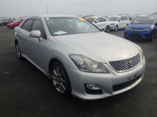 Toyota Crown  2.5 Athlete Navi-Package 5dr
