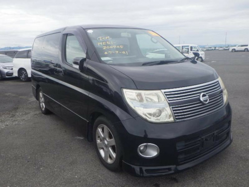 Nissan Elgrand  E51 2.5 Highway Star 5dr *Camper Conversion*